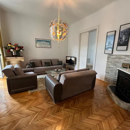 Apartman Happy Apartment *